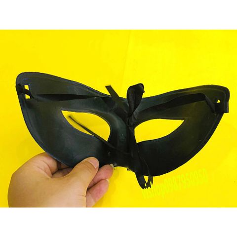 Mặt Nạ Nửa Mặt Bạc Xanh Cổ Điển Dùng Cho Tiệc Halloween - Phụ Kiện Hóa Trang Đẹp Cho Nam Nữ, Có Dây Đeo Thoải Mái