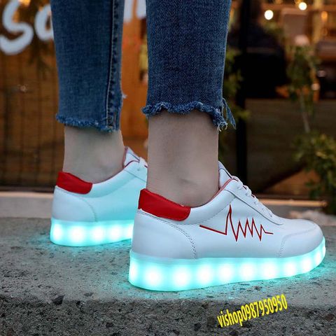 Giày Phát Sáng Đèn LED Màu Trắng Kẻ Nhịp Tim Đỏ, Ánh Sáng 7 Màu Thời Trang Cho Nam Nữ, Chống Nước, Dùng Cho Tiệc và Sự Kiện