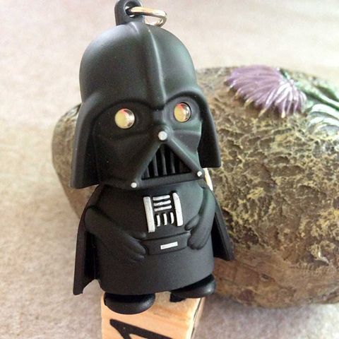 Móc Khóa Darth Vader Đèn LED Âm Thanh Star Wars - Phụ Kiện Thời Trang Độc Đáo Hình Nhân Vật Phim Star Wars