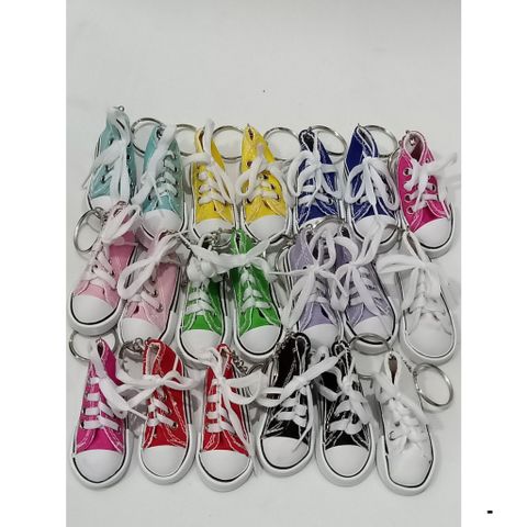 Móc Khóa Giày Thể Thao 6-7cm - Phụ Kiện Thời Trang Xinh Xắn, Quà Tặng Dễ Thương, Nhiều Màu Sắc Tùy Chọn