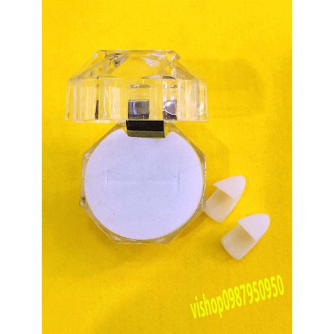 Hộp Đựng Nhẫn Acrylic Trong Suốt - Hộp Trưng Bày Đồ Trang Sức Tiện Lợi và Sang Trọng, Quà Tặng Độc Đáo