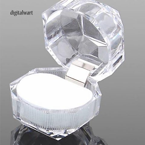 Hộp Đựng Nhẫn Acrylic Trong Suốt - Hộp Trưng Bày Đồ Trang Sức Tiện Lợi và Sang Trọng, Quà Tặng Độc Đáo