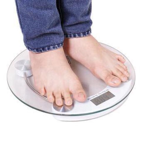 Cân sức khỏe điện tử Personal EV33 - Cân mặt kính cường lực chịu lực 180kg, màn hình LCD dễ đọc, công nghệ chính xác cao
