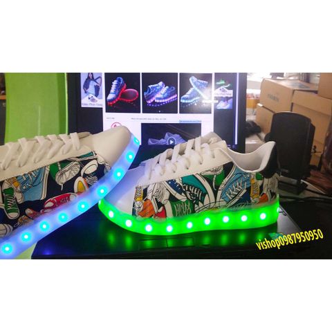 Giày Phát Sáng Gradient Graffiti 7 Màu LED - Giày Thời Trang Nam Nữ Phát Sáng Đựng Sạc Đi Kèm, Chống Nước, Đế Chắc Chắn