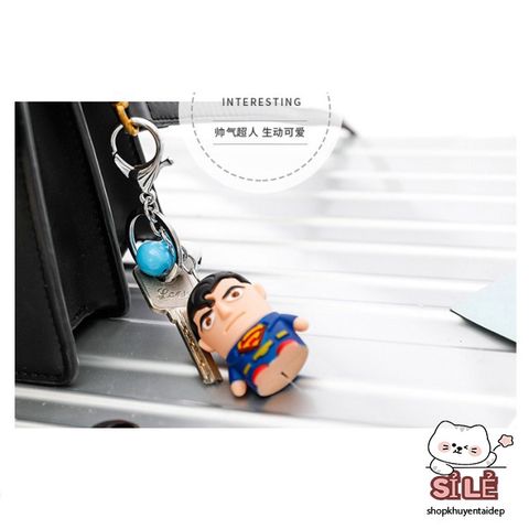 Móc Khóa LED Superman Phát Sáng - 3 Trong 1 Có Nhạc và Đèn Chiếu Thời Trang Độc Đáo Cho Fan Siêu Anh Hùng
