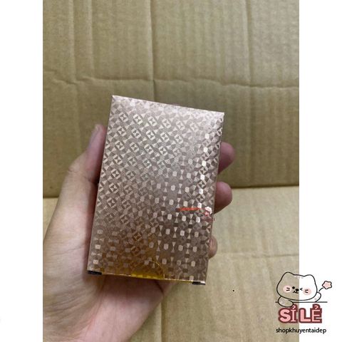 Bộ Bài Tây Mạ Vàng 24K Đặc Biệt Hình 100 Đô La - Sang Trọng Chống Nước Mang Tài Lộc Và May Mắn Cho Game Thủ