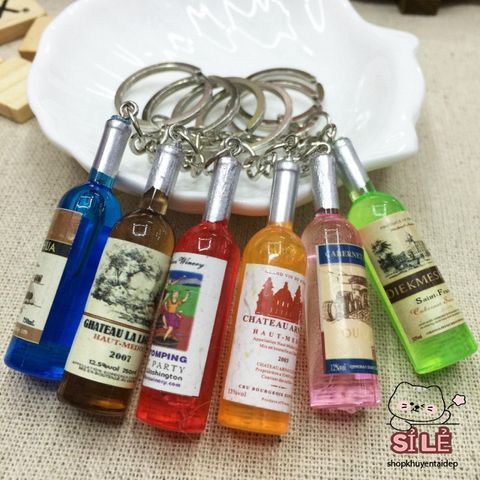 Móc Khóa Hình Chai Rượu Dễ Thương - Phụ Kiện Thời Trang Nhiều Màu, Quà Tặng Xinh Xắn Hàng Giá Sỉ