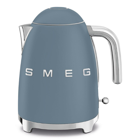 Ấm Siêu Tốc Smeg KLF03SBMEU Màu Xanh Nhám - Thiết Kế Retro Cổ Điển, Dung Tích 1.7L, Công Suất 2400W, An Toàn và Tiện Lợi
