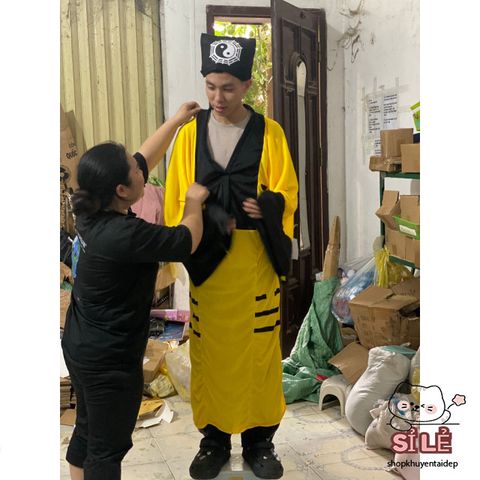 Bộ Trang Phục Phù Thủy Bắt Ma & Đạo Sĩ Huyền Bí - Cosplay Halloween Phù Hợp Cho Người Lớn, Mặt Nạ & Phụ Kiện Có Sẵn