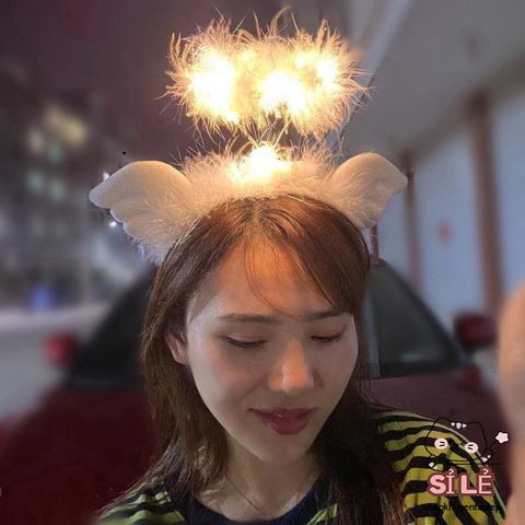 Băng Đô LED Phát Sáng Vàng Ấm Áp - Phụ Kiện Thời Trang Hot TikTok, Thiết Kế Hàn Quốc, Dễ Dàng Kết Hợp Với Tóc & Trang Phục