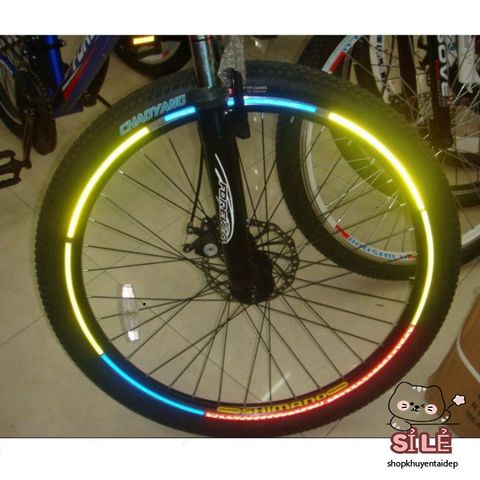 Decal Phản Quang Bọc Vành Xe Máy - Chống Thấm Nước, Bộ 8 Chỉ Trang Trí Xe Màu Sắc Đẹp, Đảm Bảo Dính Chặt, Hỗ Trợ Đổi Trả 15 Ngày