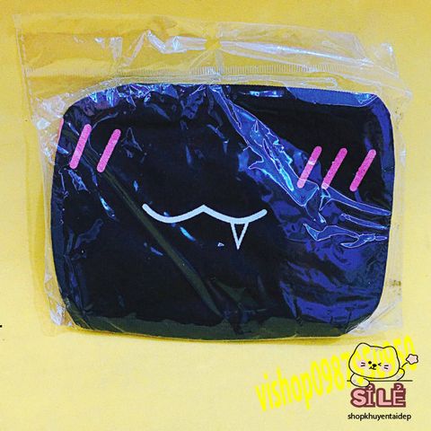 Khẩu Trang Cotton Đen Mô Hình Môi Hồng - Thoáng Khí, Chống Bụi, Thiết Kế Unisex Phù Hợp Với Mọi Khuôn Mặt Châu Á