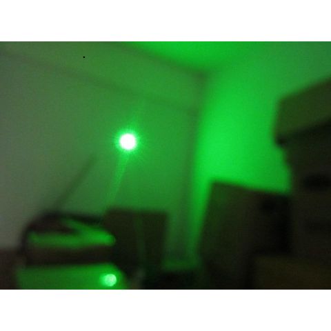 Đèn Laser Siêu Mạnh Màu Xanh Dương Cao Cấp - Công Suất Lớn Cho Chiếu Sáng Đêm - Bộ Đầy Đủ 1 Đèn, 2 Pin Sạc, Hộp Sang Trọng