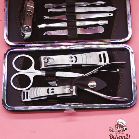 Bộ Dụng Cụ Chăm Sóc Móng Tay 12 Món - Kềm Cắt, Nhíp, Kéo Tỉa Lông Mày, Hộp Da Sang Trọng & Tiện Lợi, Quà Tặng Ý Nghĩa
