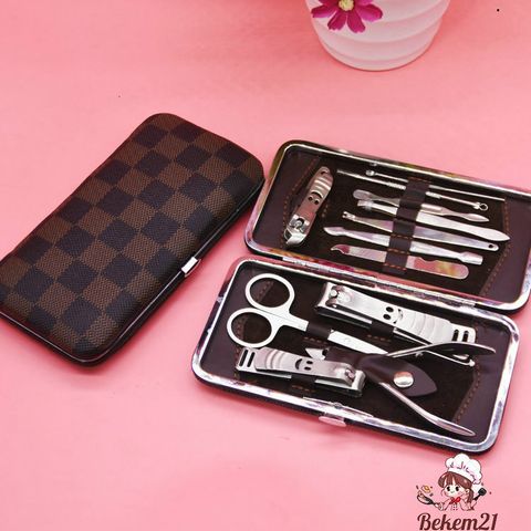 Bộ Dụng Cụ Chăm Sóc Móng Tay 12 Món - Kềm Cắt, Nhíp, Kéo Tỉa Lông Mày, Hộp Da Sang Trọng & Tiện Lợi, Quà Tặng Ý Nghĩa