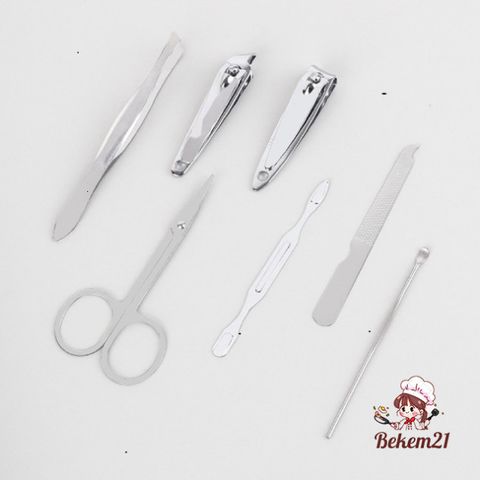Bộ Dụng Cụ Chăm Sóc Móng Tay Chân 7 Món Cao Cấp - Thiết Kế Nhỏ Gọn Bằng Thép Không Gỉ, Hộp Da Sang Trọng