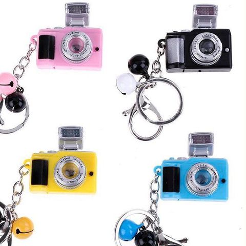 Móc Khóa Hình Máy Ảnh Mini Có Đèn LED Nháy - Quà Tặng Dễ Thương Cho Người Yêu Nhiếp Ảnh, Phụ Kiện Thời Trang Sáng Tạo