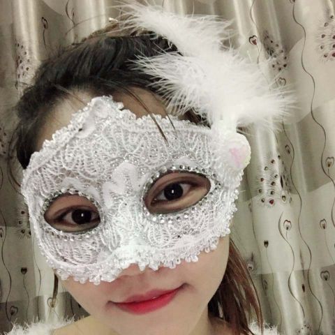 Mặt Nạ Nửa Mặt Lông Vũ Trung Thu - Đạo Cụ Halloween Sang Trọng, Chất Liệu Thân Thiện, Thiết Kế Đẹp Mắt, Trang Trí Bữa Tiệc