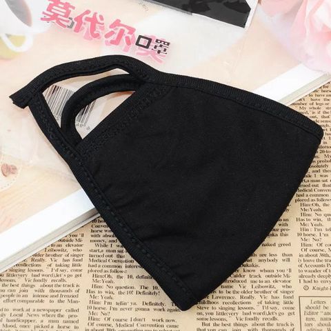 Khẩu Trang Vải Cotton Đen Basic Hàn Quốc - Khẩu Trang Chống Bụi, Chống Nắng Siêu Thoáng, Phụ Kiện Thiết Yếu Hàng Ngày