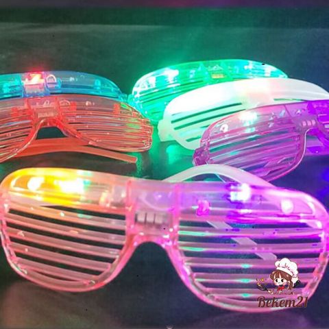 Kính Mát LED Phát Sáng 4 Màu Độc Đáo Cho Trẻ Em Và Người Lớn - Phụ Kiện Tiệc Tùng Đầy Màu Sắc, An Toàn Và Vui Vẻ