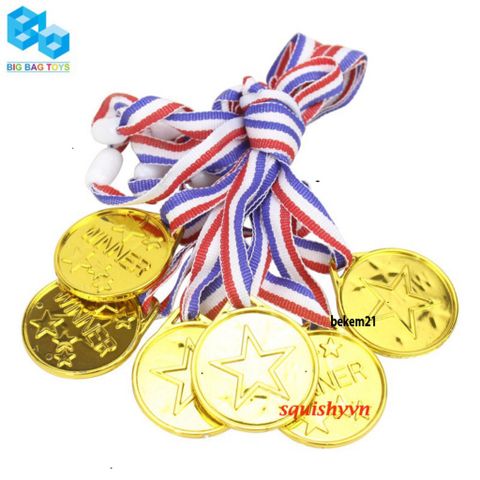 Huy Chương Thể Thao Cao Cấp - [6 LOẠI] Bóng Đá, Bóng Chuyền, Cầu Lông, Điền Kinh, Bóng Bàn - Món Quà Hoàn Hảo cho Người Yêu Thể Thao