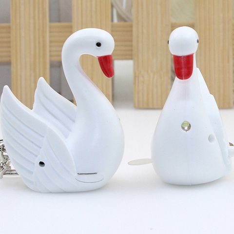 Móc Khóa Thiên Nga Đèn Led Phát Sáng + Nhạc - Móc Khóa Dễ Thương Độc Đáo, Quà Tặng Thú Vị Cho Fan Mềm Yêu Thích