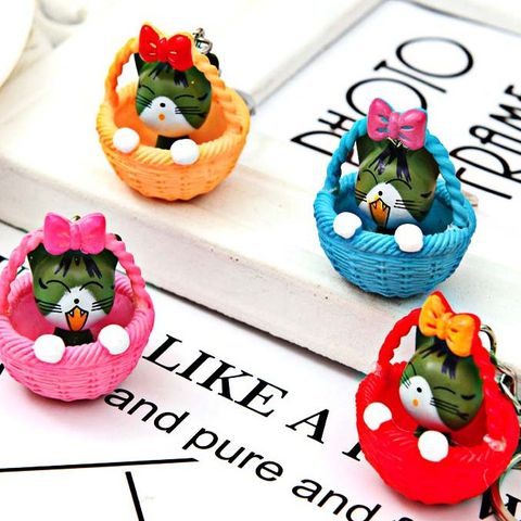 Móc Khóa Mèo Ngồi Trong Giỏ Mây - Phụ Kiện Thời Trang Dễ Thương, Quà Tặng Độc Đáo Cho Người Thân Yêu