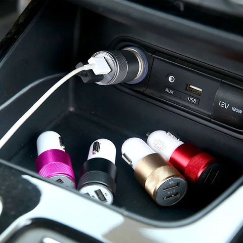 Tẩu Sạc Ô Tô 12-24V 2 Cổng USB Nhanh Chóng - Chất Liệu Hợp Kim Nhôm Bền Bỉ, Tương Thích Tất Cả Thiết Bị Công Nghệ