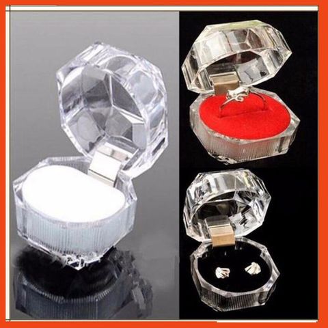 Hộp Chứa Nhẫn Hình Bát Giác Trong Suốt - Phụ Kiện Thời Trang Sang Trọng, Chất Liệu Acrylic, Kích Thước 4x4x4 cm