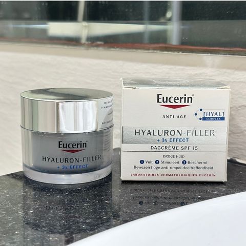 Kem Dưỡng Ẩm Eucerin Hyaluron-Filler SPF15 50ml - Dưỡng Da Khô, Giảm Nếp Nhăn, Bảo Vệ Da Ban Ngày, Cấp ẩm Sâu