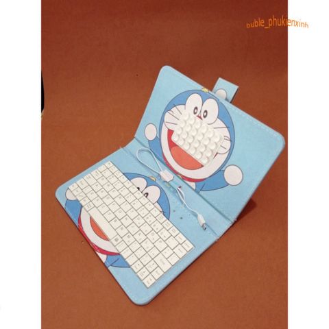 Bao Da PU Doremon 7 Inch với Bàn Phím và Đầu Cắm Micro USB - Thiết Kế Chong Chóng Sang Trọng cho Điện Thoại Android