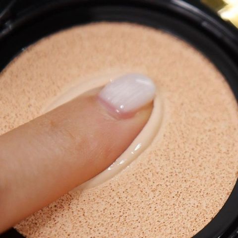 Phấn Nước YSL Le Cushion Encre De Peau Couture 2024 Tone 20 Chính Hãng - Trang Điểm Mịn Màng, Bảo Vệ SPF23 PA++ 14g