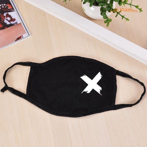 Khẩu Trang Anime/Manga Hàn Quốc Đen Cotton Chống Bụi - Thiết Kế Dấu X Độc Đáo, Thoáng Mát Cho Mọi Giới Tính