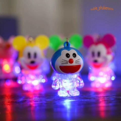 Móc Khóa Doraemon Phát Sáng LED - Phụ Kiện Thời Trang Độc Đáo, Quà Tặng Đặc Biệt Cho Fan Hâm Mộ Manga Nhật Bản