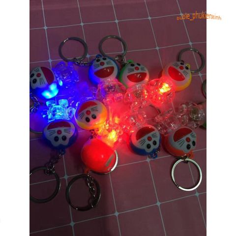 Móc Khóa Doraemon Phát Sáng LED - Phụ Kiện Thời Trang Độc Đáo, Quà Tặng Đặc Biệt Cho Fan Hâm Mộ Manga Nhật Bản
