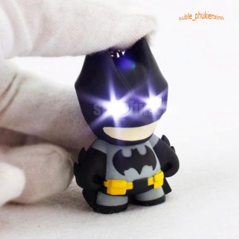Móc Khóa Batman Người Dơi LED Phát Âm Thanh - Phụ Kiện Thời Trang Siêu Anh Hùng Độc Đáo và Cá Tính