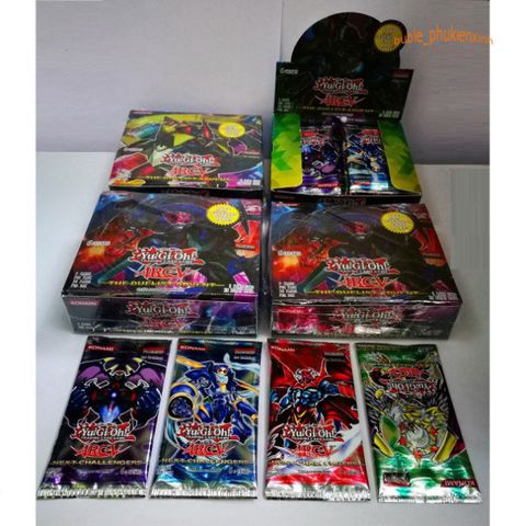 Hộp lớn thẻ bài Yu-Gi-Oh Vua Trò Chơi - Bộ sưu tập 324 lá bài hiếm, bao gồm rồng trắng mắt xanh và nhiều thẻ mạnh khác.