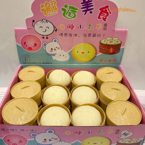 Hộp 3 chiếc bánh bao squishy mềm mại hình thỏ trắng, gấu nâu và quả đào dễ thương.