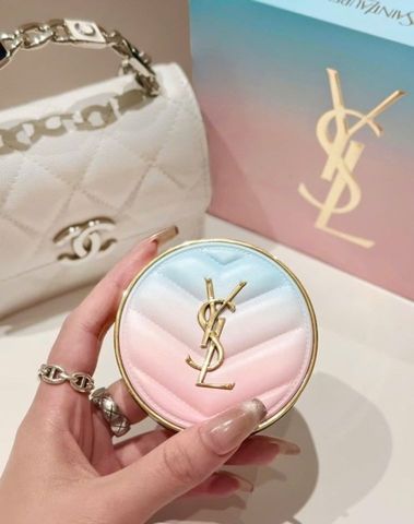 Phấn Nước YSL Touche Éclat Glow-Pact Cushion SPF50+ - Limited Valentine Edition Tone B10 Porcelain Chính Hãng, Lớp Nền Rạng Rỡ, Sang Trọng