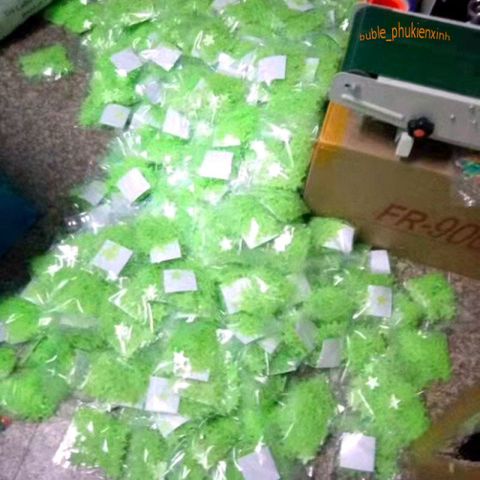 Gói 100 Ngôi Sao Dạ Quang Dán Tường 3cm - Trang Trí Nội Thất Huyền Bí, Phát Sáng Trong Đêm, Sáng Tạo Không Gian Ấm Áp