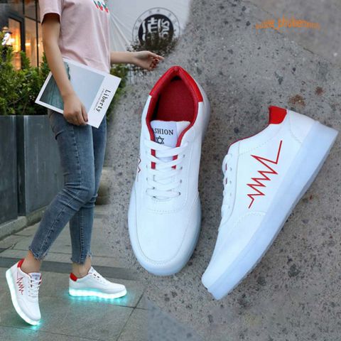 Giày Phát Sáng Nhịp Tim Đỏ LED Thể Thao - 8 Chế Độ Ánh Sáng Đẹp Mắt Cho Nam Nữ, Lý Tưởng Cho Cặp Đôi Mùa Hè Hàn Quốc