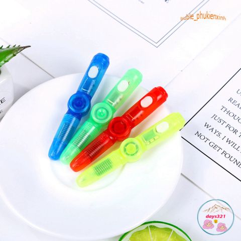 Bút Xoay Đa Năng Phát Sáng 3 Trong 1 - Bút Spinner Kiểu Dáng Hiện Đại Dành Cho Học Sinh, Món Quà Thú Vị Trong Học Tập và Giải Trí