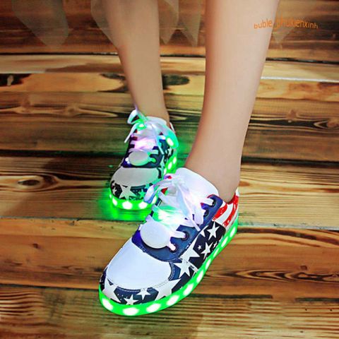 Giày thể thao phát sáng Cờ Mỹ cho cả nam nữ, 8 chế độ sáng, đèn LED 7 màu, tặng kèm dây giày phát sáng. 544852