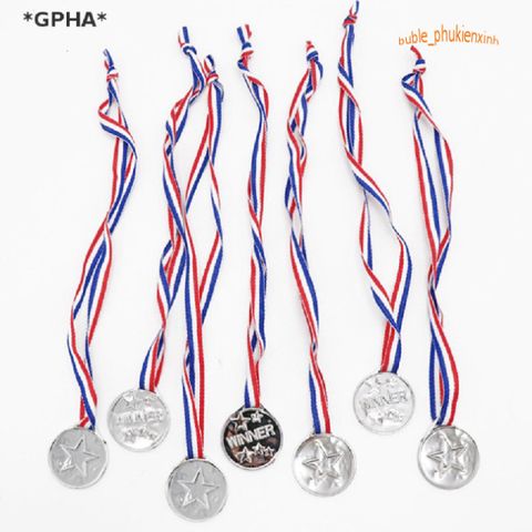 Huy Chương Giải Thưởng Vàng Bạc Đồng - Biểu Tượng Thành Tích Xuất Sắc, Giá Trị Động Viên Cho Trẻ Em và Người Lớn