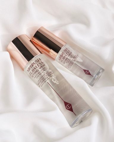 Xịt Khóa Nền Makeup Bền Đẹp Charlotte Tilbury Airbrush Flawless Setting Spray 100ml - Giữ Lớp Trang Điểm Hoàn Hảo Suốt Ngày 546918
