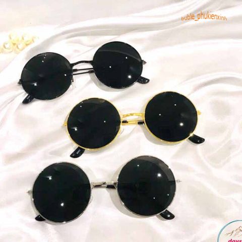 Kính Mát Thời Trang Unisex Đen Ngộ Nghĩnh - Bảo Vệ UV400 Vượt Trội và Phong Cách Nổi Bật Cho Mọi Lứa Tuổi