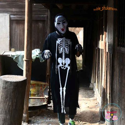 Áo Choàng Hóa Trang Halloween Hình Bộ Xương - Đầu Lâu, Dơi, Ma Cà Rồng - Thời Trang Dạ Hội Độc Đáo cho Nữ