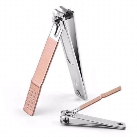 Bộ bấm móng tay 18 chi tiết - Thiết kế gọn nhẹ, tiện dụng, tự làm đẹp tại nhà, an toàn vệ sinh cho đôi tay sạch sẽ.