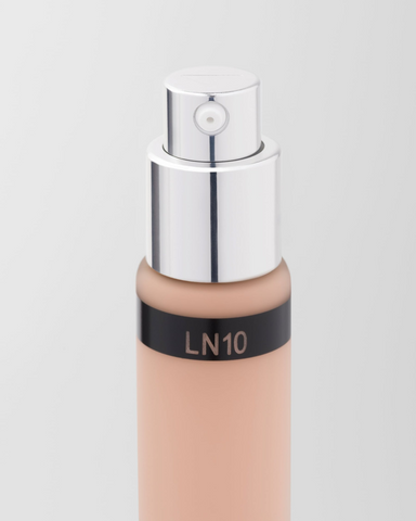 Kem Nền PRADA Reveal Skin Optimizing Foundation #LN10 Light Neutral - Kem Trang Điểm Cao Cấp Chính Hãng, Lớp Nền Hoàn Hảo Rạng Rỡ