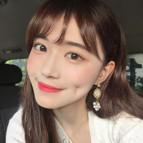 Phấn Phủ Gucci Poudre De Beauté Mat Naturel #01 - Phấn Trang Điểm Cao Cấp Mang Lại Làn Da Tự Nhiên và Rạng Rỡ